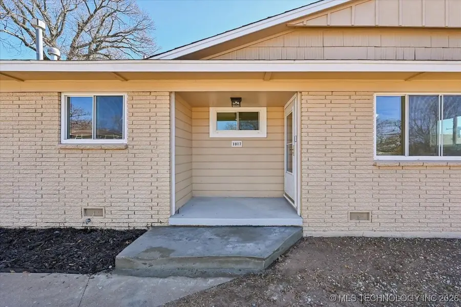 1017 N Cedar Avenue, Sand Springs, OK 74063 - Image #2