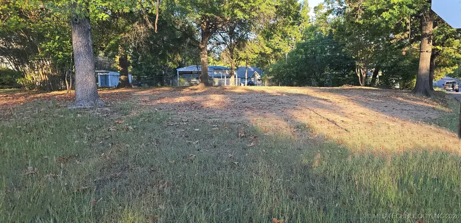 902 N 6th Avenue, Durant, OK 74701 - Image #2