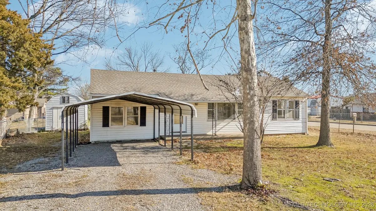 946 S Reavis Road, Claremore, OK 74017 - Image #1