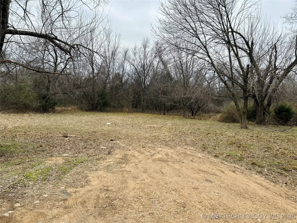 02060 E 5th Street, Tulsa, OK 74108 - Image #1