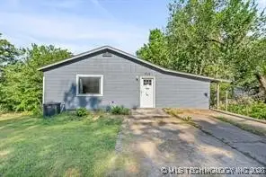 758 N Walnut Creek Drive, Sand Springs, OK 74063 - Image #2