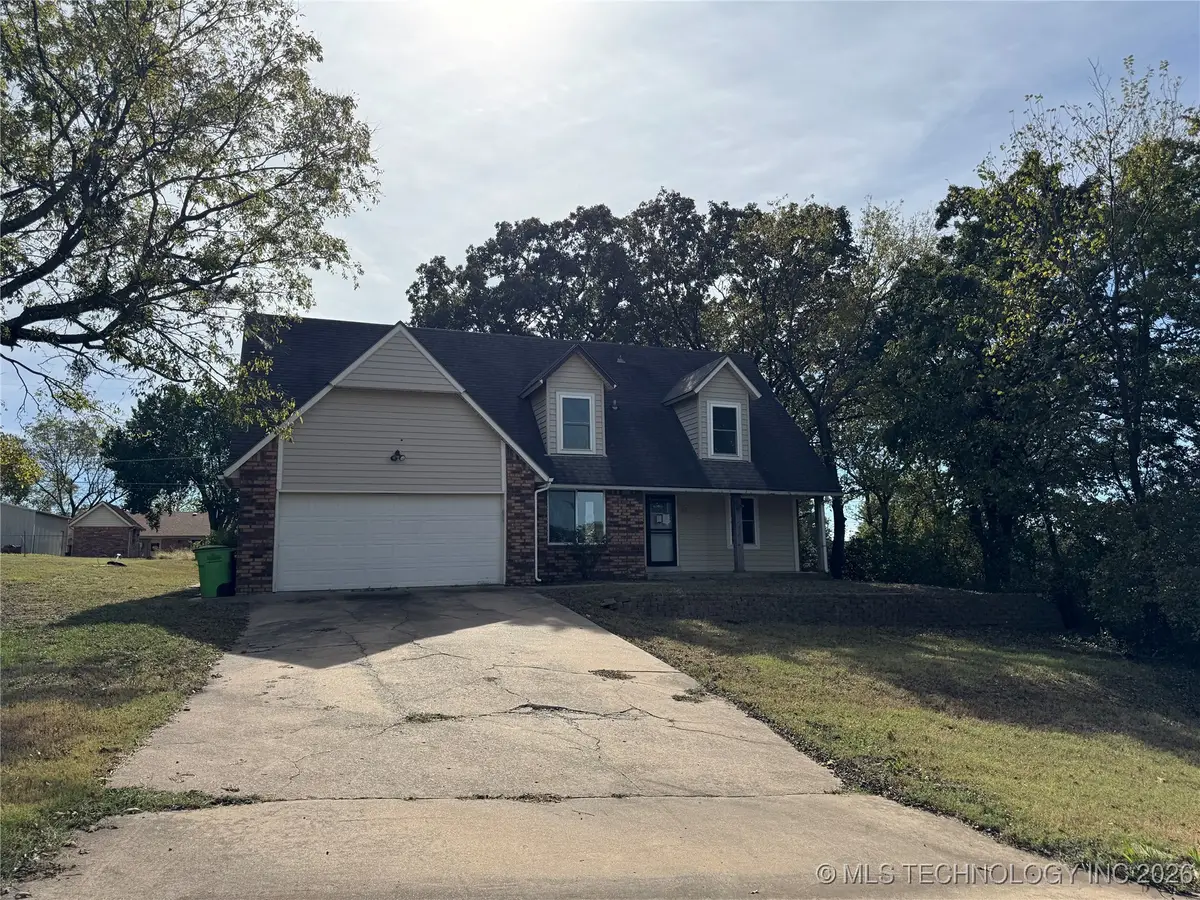 516 W 11th Avenue, Bristow, OK 74010 - Image #1