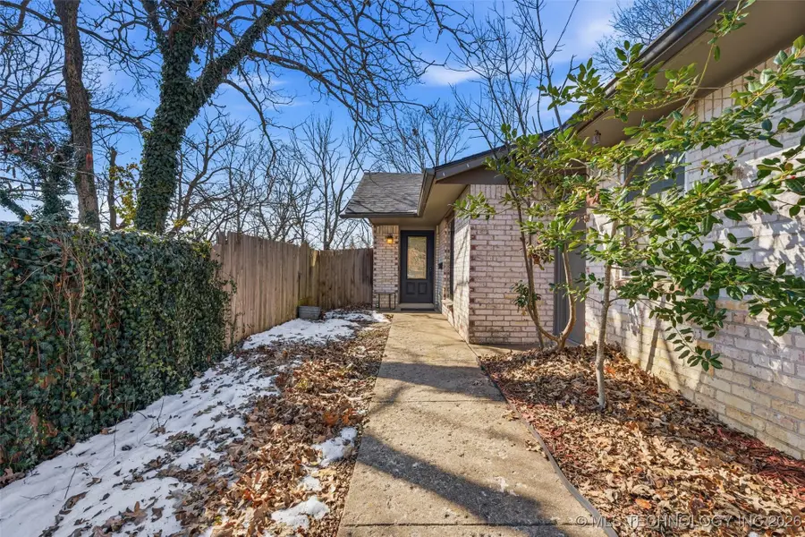 945 Kenwood Road, Bartlesville, OK 74006 - #3