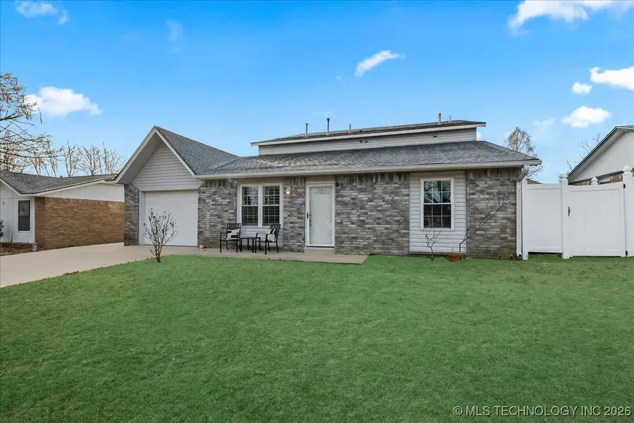 1122 E 144th Place, Glenpool, OK 74033 - Image #3