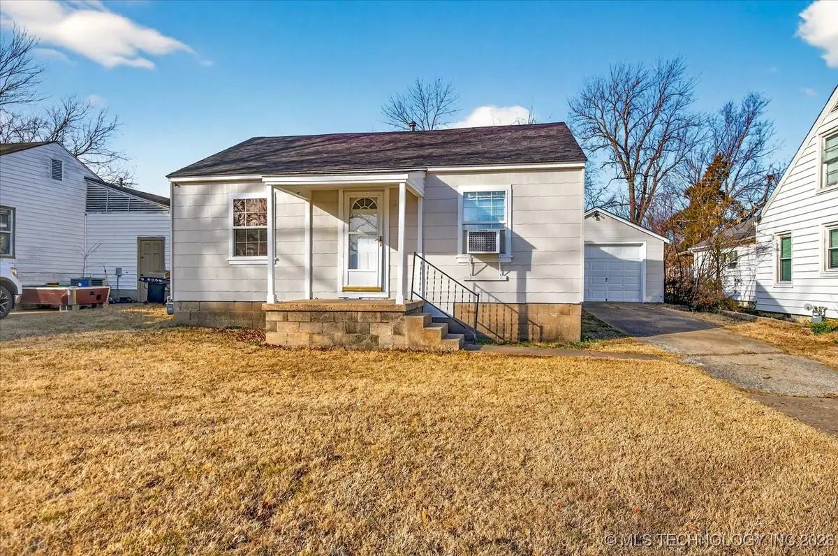 1635 S Maple Avenue, Bartlesville, OK 74003 - Image #1