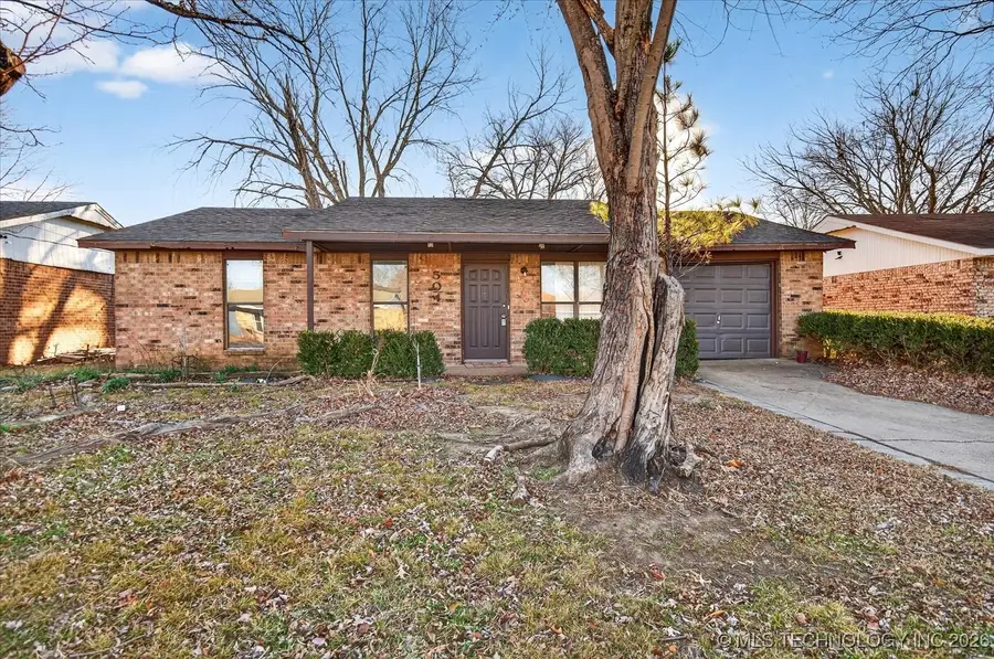 504 Highland Drive, Bartlesville, OK 74003 - Image #2