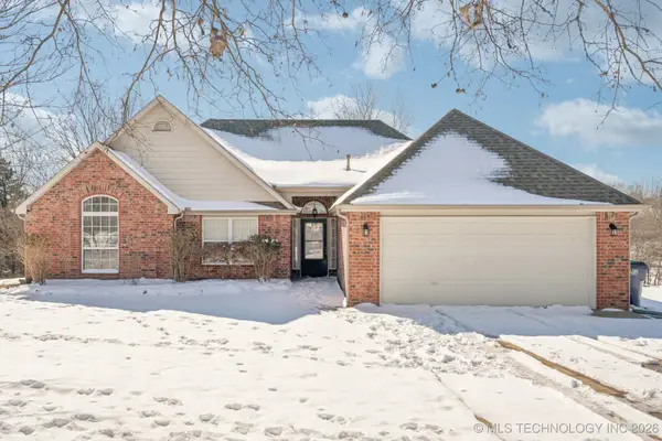 4980 E Chestnut Drive, Claremore, OK 74019