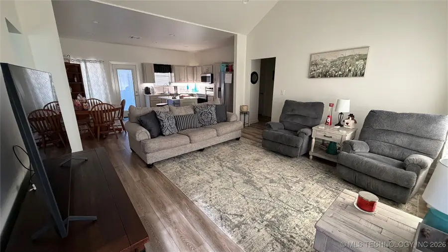 4082 W Highland Park Drive, Cleveland, OK 74020 - #3