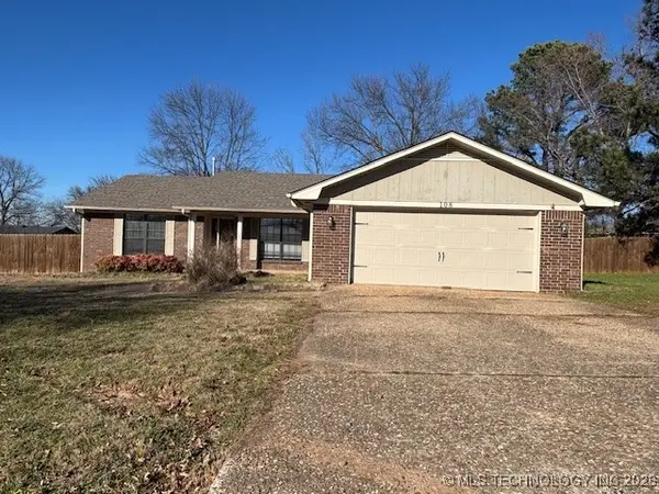 108 Lynn Road, Arkoma, OK 74901