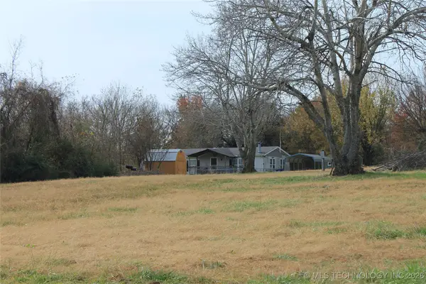 12632 N 118th East Avenue, Collinsville, OK 74021