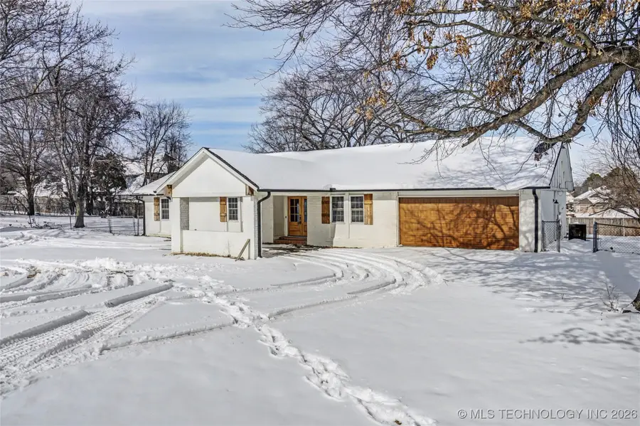 18415 S Hilltop Court, Claremore, OK 74017 - Image #2