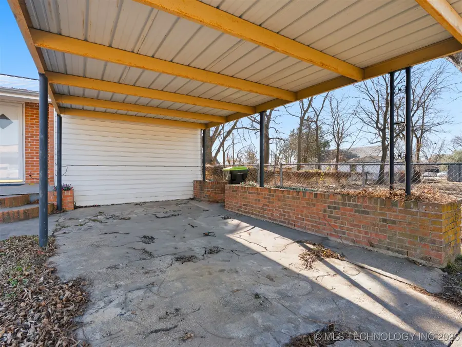 1215 E Beverly, Ada, OK 74820 - Image #3
