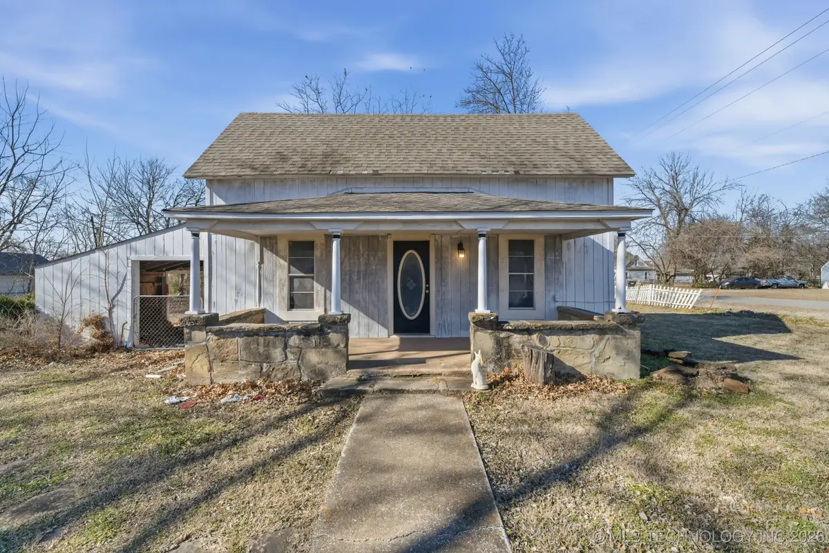 205 S Locust Street, Oologah, OK 74053 - Image #1