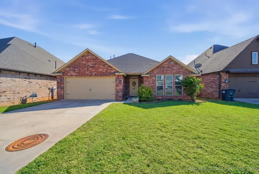 508 E Grant Place, Bristow, OK 74010 - Image #2