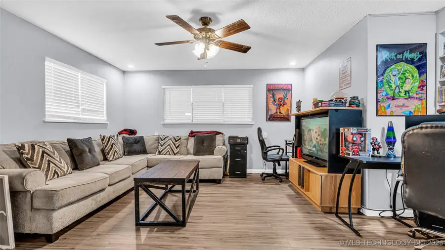 504 5th Nw, Ardmore, OK 73401 - #3