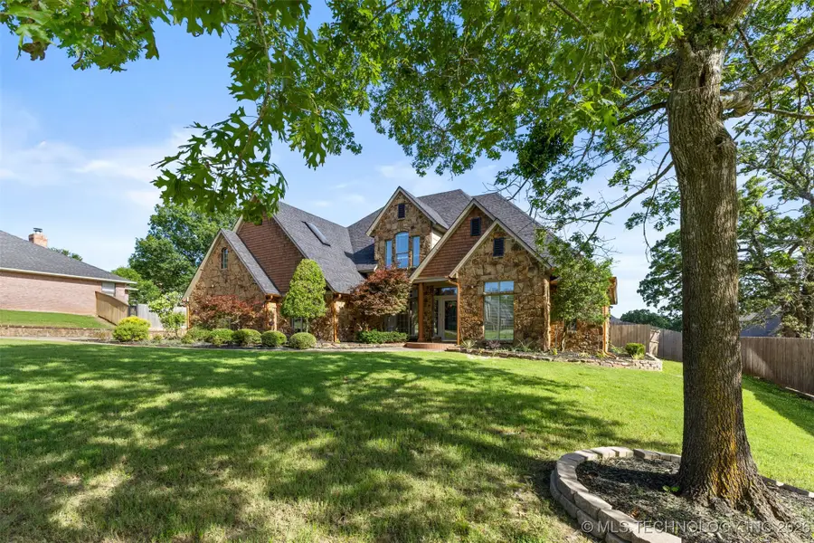 1505 Augusta, Ada, OK 74820 - #2