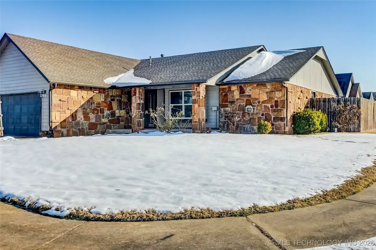 11027 S Oak Avenue, Jenks, OK 74037 - Image #1