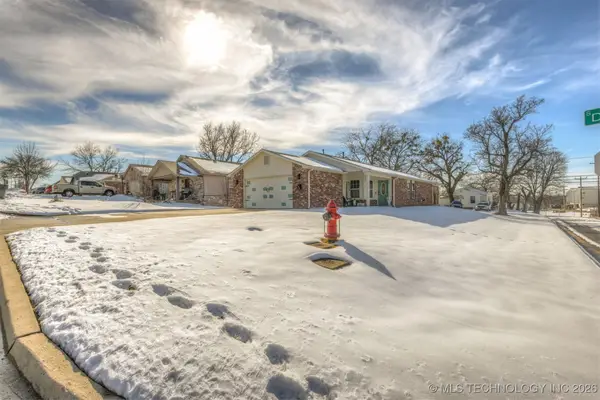 702 S Division Street, Sapulpa, OK 74066