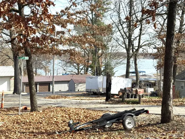 E 248 Lane, Grove, OK 74344