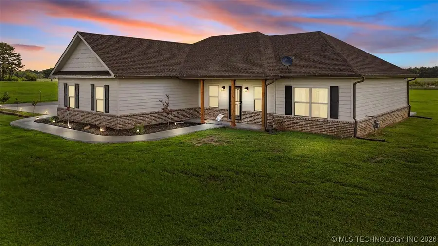 32160 Midway Road, Poteau, OK 74953 - Image #2