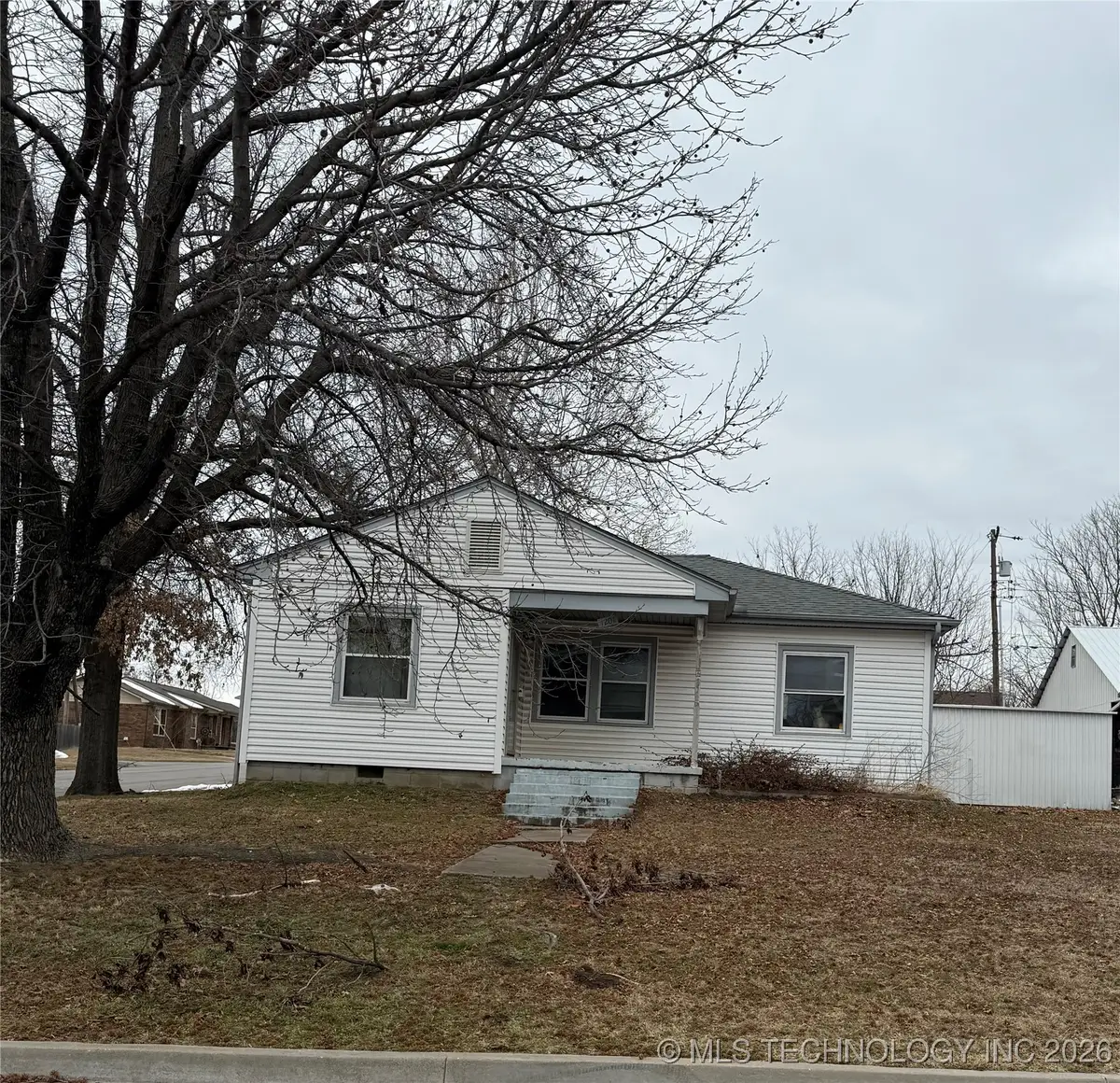 1201 E Cleveland Avenue, Sapulpa, OK 74066 - Image #1