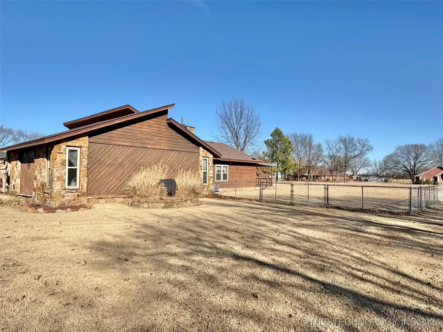 860 Lori Lane, Vinita, OK 74301 - Image #2