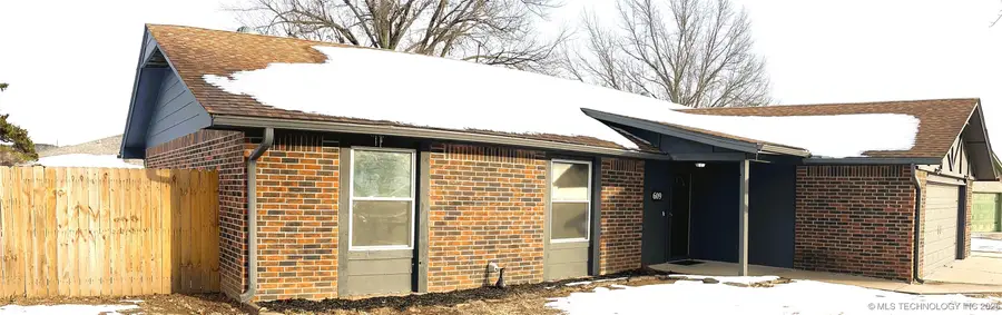 609 Willow Court, Pryor, OK 74361 - Image #2