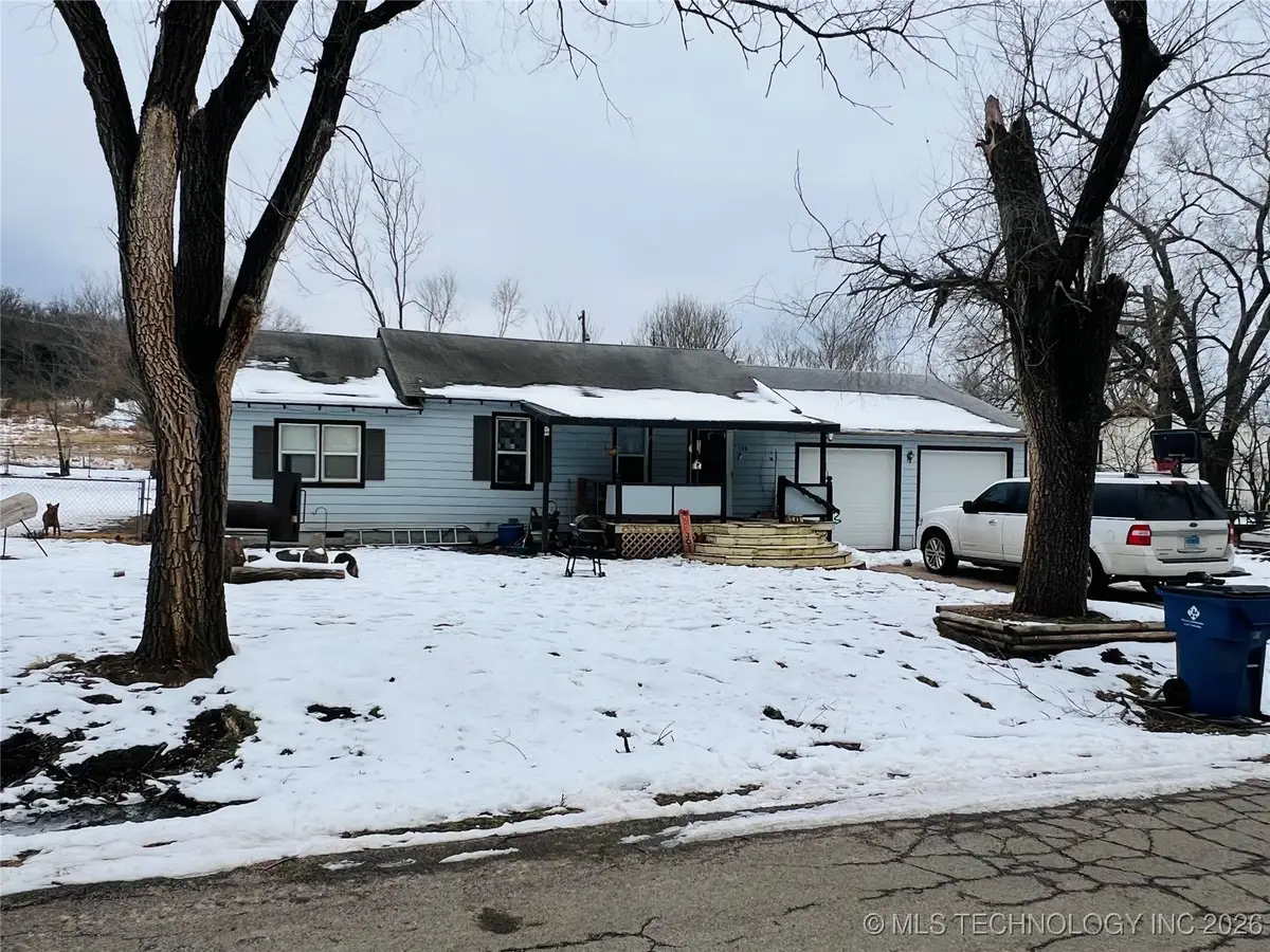 143 Columbus Avenue, Pawhuska, OK 74056 - #1