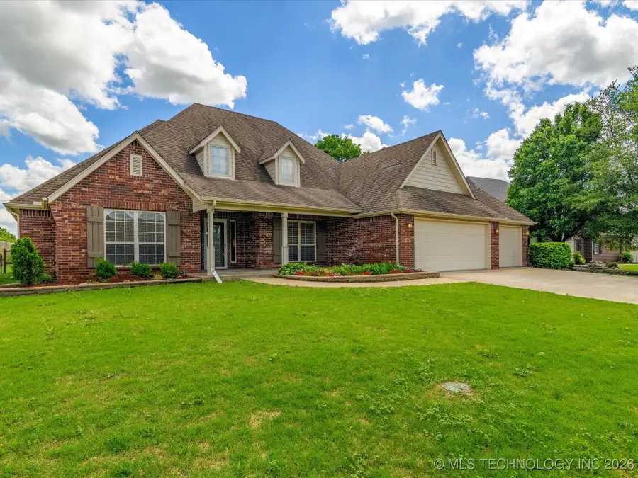 5817 Woodland Road, Bartlesville, OK 74006 - Image #2