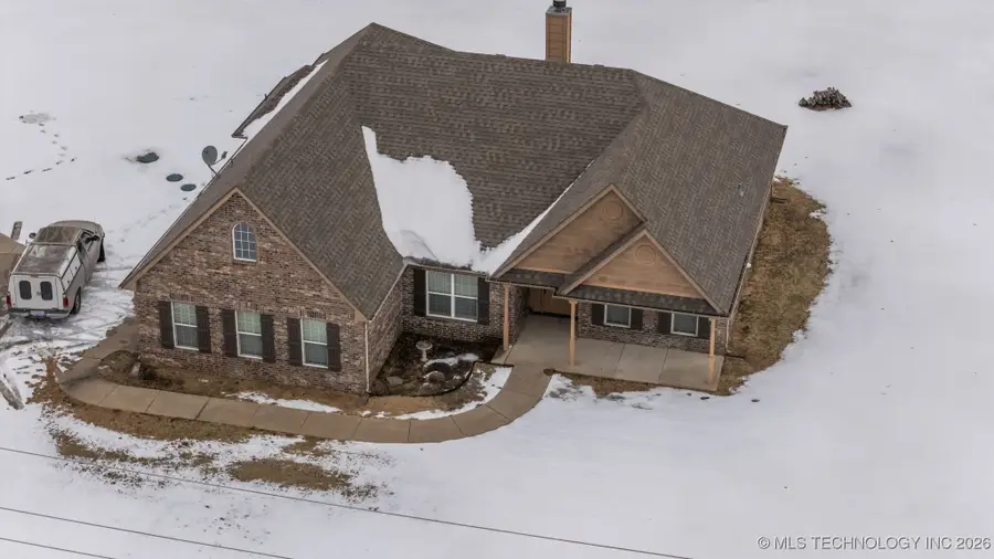 3823 Oakwood Drive, Pryor, OK 74361 - Image #2