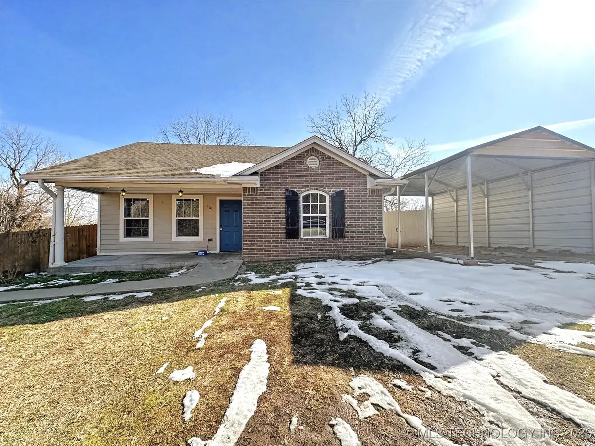 305 S Moccasin Avenue, Tahlequah, OK 74464 - Image #1