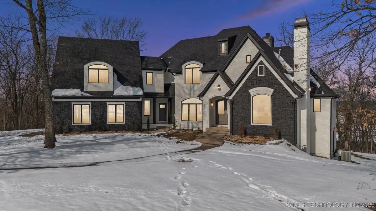 22755 Woodridge Drive, Claremore, OK 74019 - Image #1