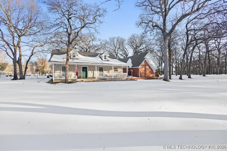 11952 N Woodlands Circle, Kingston, OK 73439 - Image #3