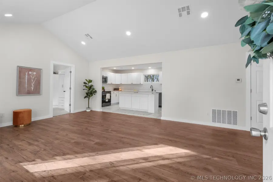 1625 East Drive, Bartlesville, OK 74006 - #3