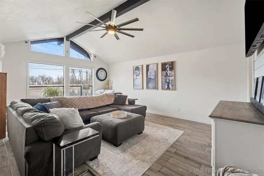 2401 Grandview Avenue, Pawhuska, OK 74056 - #3