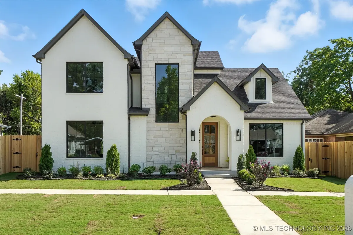 515 W El Paso Street, Broken Arrow, OK 74012 - #1