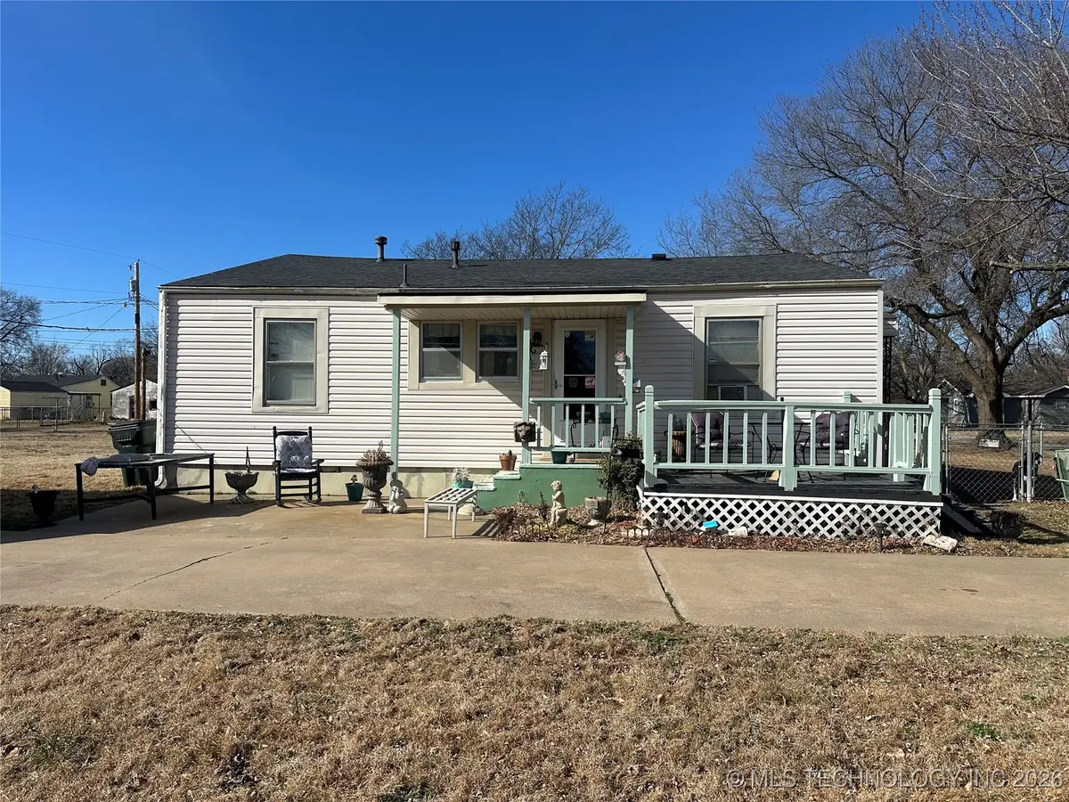 900 W 10th Street, Okmulgee, OK 74447 - Image #1
