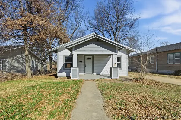 209 E Miami Avenue, Cleveland, OK 74020
