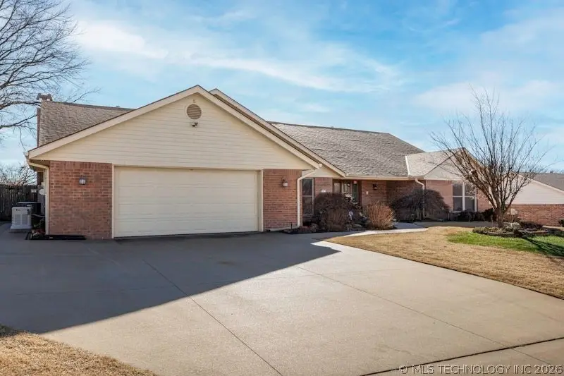 2617 Regency Road, Bartlesville, OK 74006 - #3