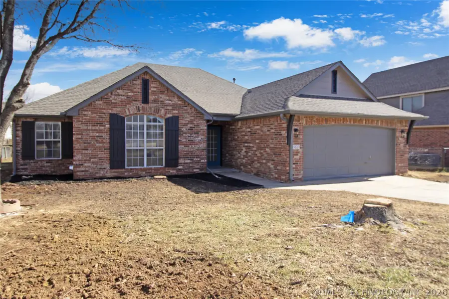 9909 N 118th East Avenue, Owasso, OK 74055 - #2