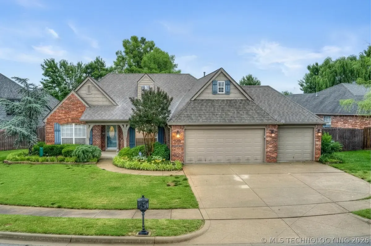 12527 S Ash Avenue, Jenks, OK 74037 - #1