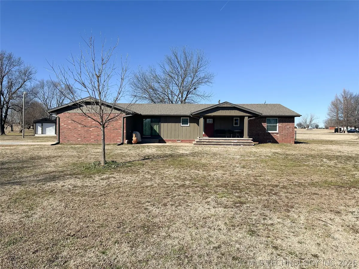 5721 E Everetts Point, Oologah, OK 74053 - #1