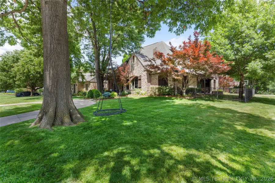 2549 S Evanston Avenue, Tulsa, OK 74114 - #2