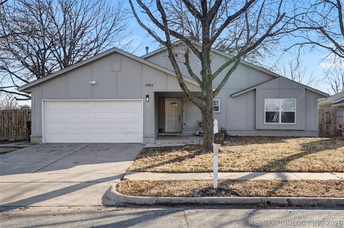 3803 S Walnut Place, Broken Arrow, OK 74011 - #1