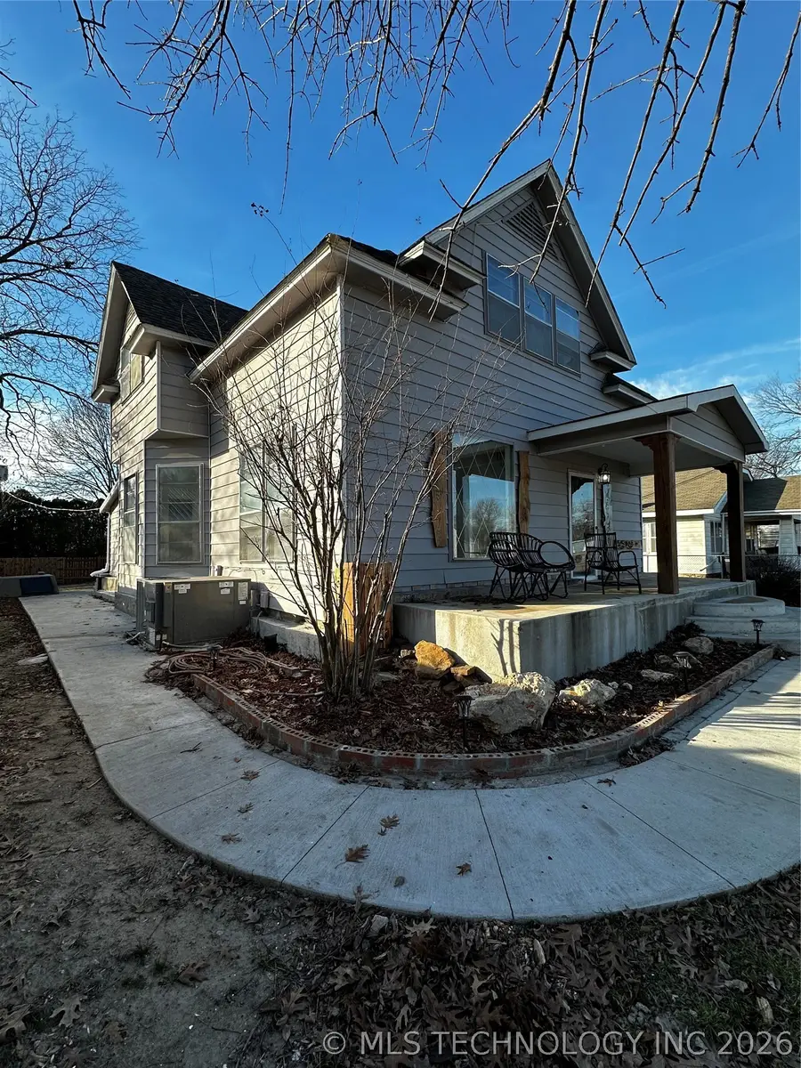 420 S Main, Wetumka, OK 74883 - #3