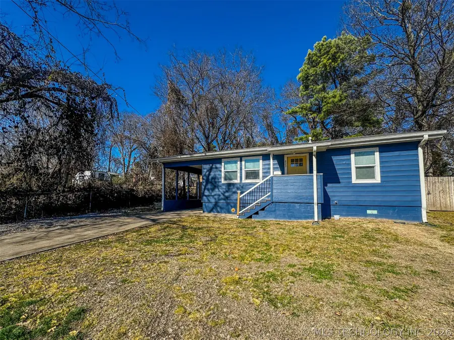 823 E Shawnee Street, Tahlequah, OK 74464 - #3