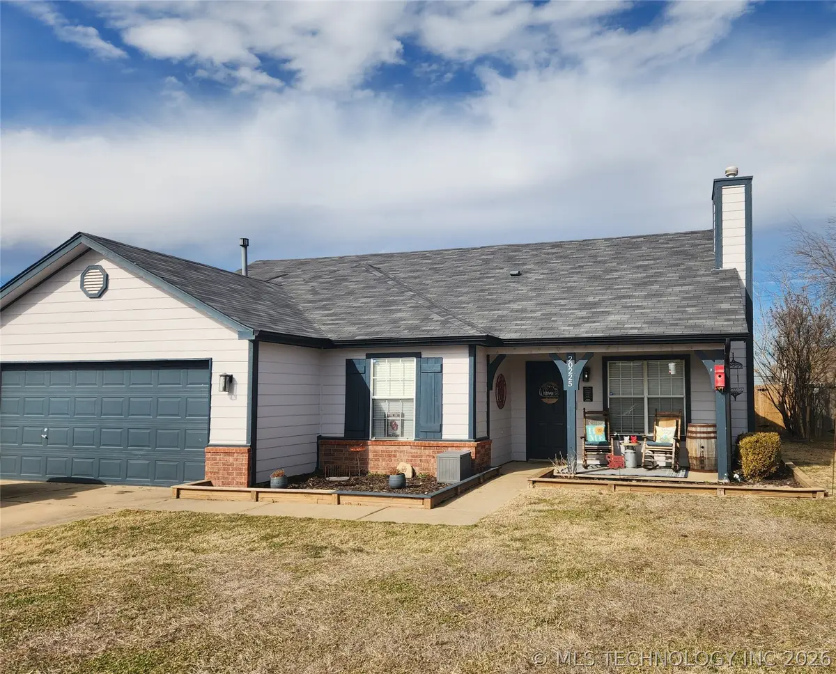 20225 E 42nd Street S, Broken Arrow, OK 74014 - #1