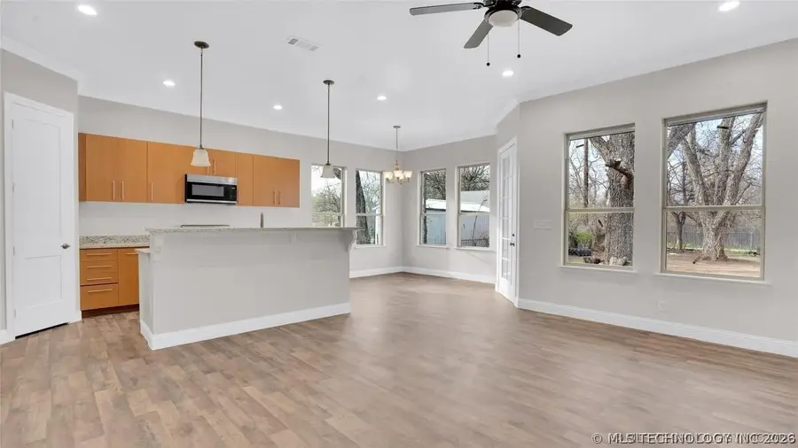 429 SE 3rd Avenue, Ardmore, OK 73401 - #3