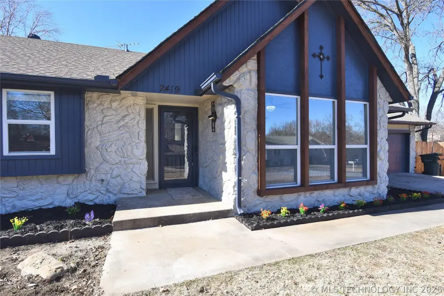 2419 Driftwood Drive, Claremore, OK 74017 - #2