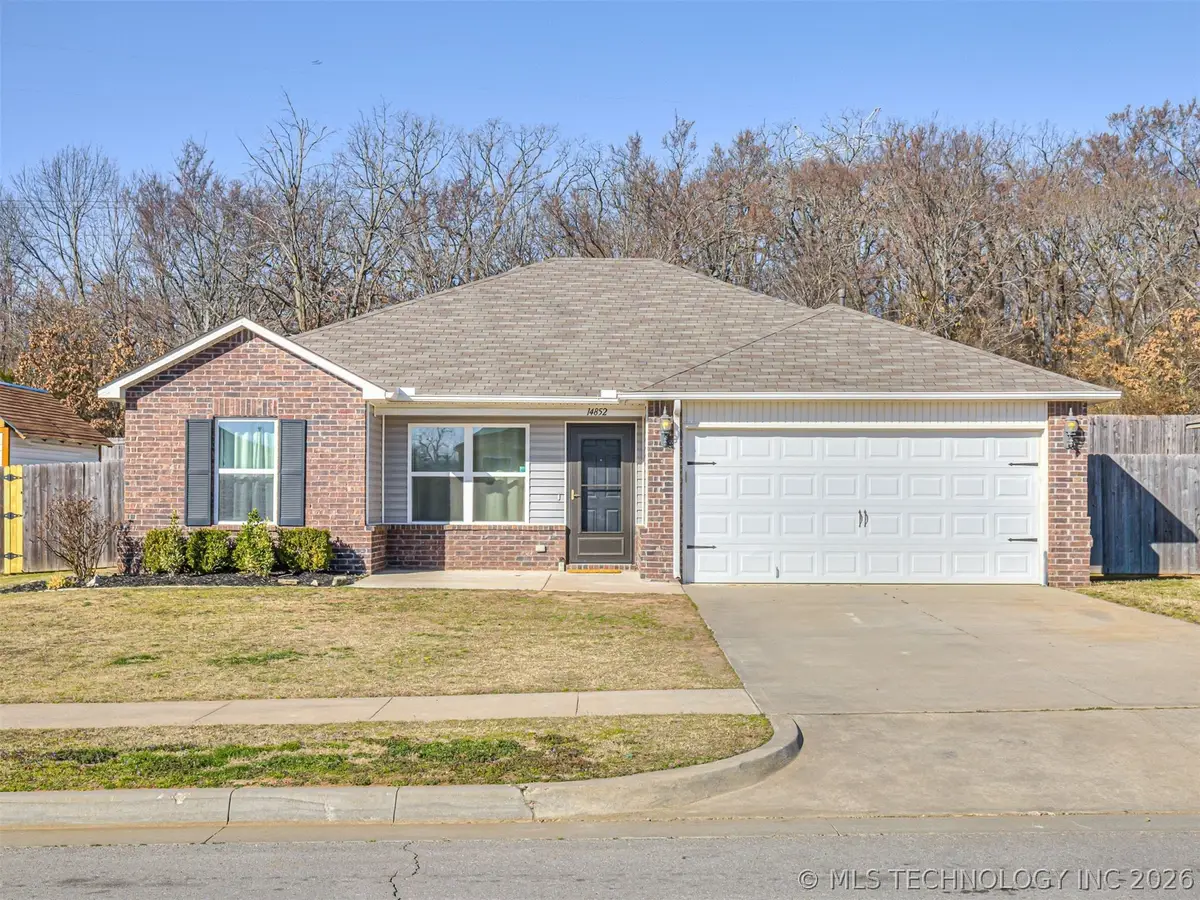 14852 S 274th East Avenue, Coweta, OK 74429 - #1